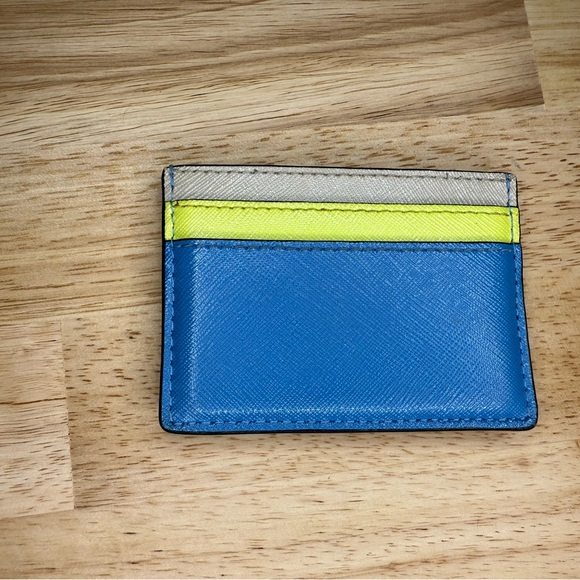 Marc Jacobs Blue and Neon Green Snapshot Crossbody Bag with Matching Cardholder - Picture 13 of 13